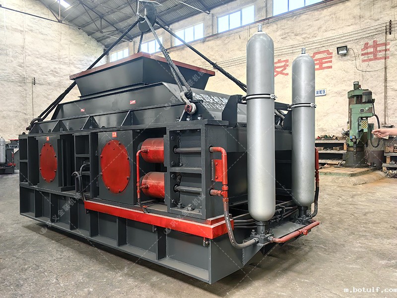 时产100吨和200吨的石灰石生产线,选择的液压对辊制砂机有何不同? 时产100吨和200吨的石灰石生产线,选择的液压对辊制砂机有何不同?