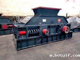 液压直连式对辊破碎机发往陕西商洛