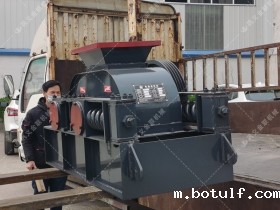 2PG400*250小型对辊破碎机发往江苏连云港破水渣
