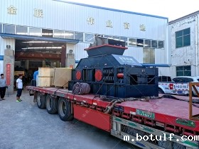 大型1200x800液压对辊破碎机设备发货图片