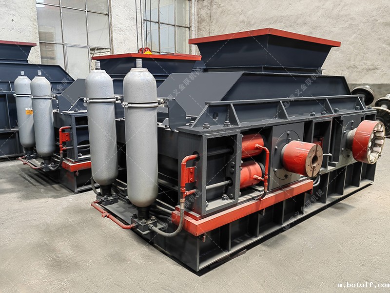 青石制砂难题多？对辊破碎机如何轻松应对？