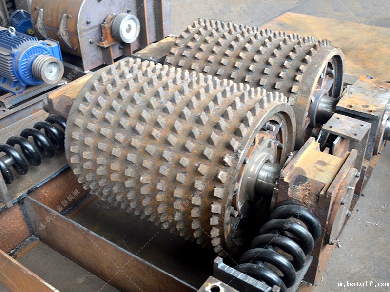 双齿辊破碎机为什么被称为“狼牙破碎机”？它真有那么厉害吗？